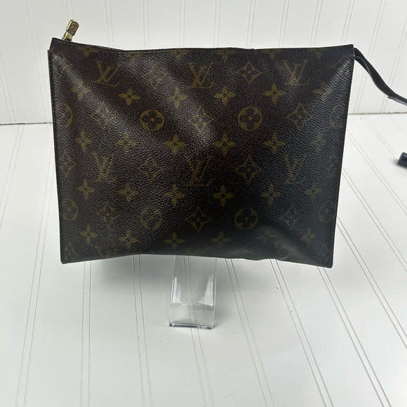 Louis Vuitton Monogram Toiletry Pouch Cosmetic Bag Clutch 26 - Picture 15 of 15